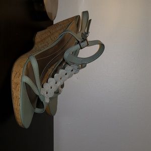 Bandolino wedge sandal